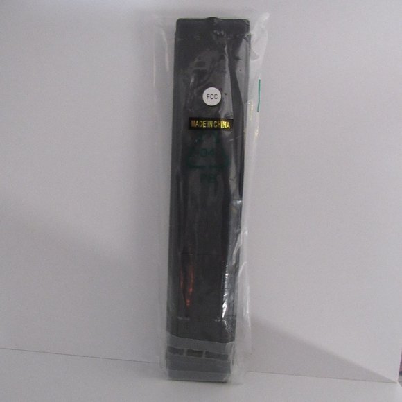 Universal Remote NWT - Picture 2 of 3